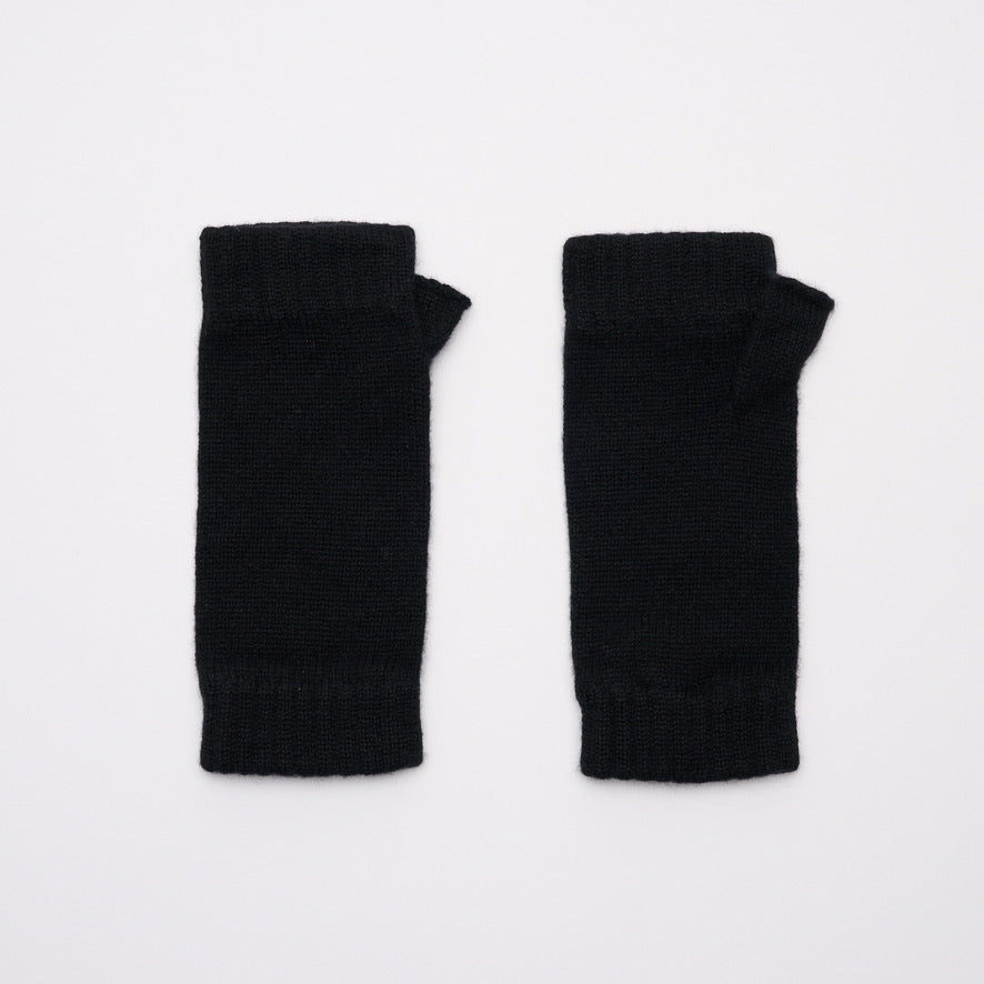 Black - Wrist Warmers