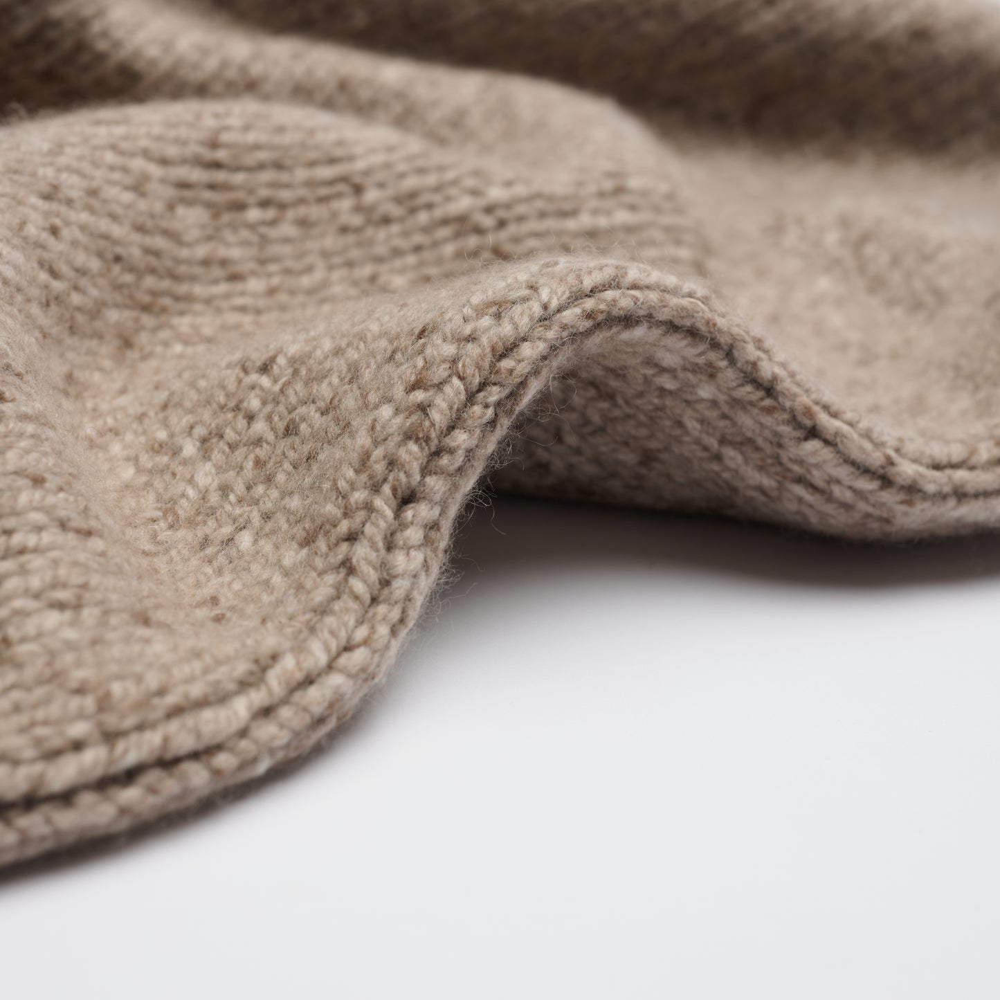 Donegal 8 ply Cashmere Crew Neck Jumper - Natural