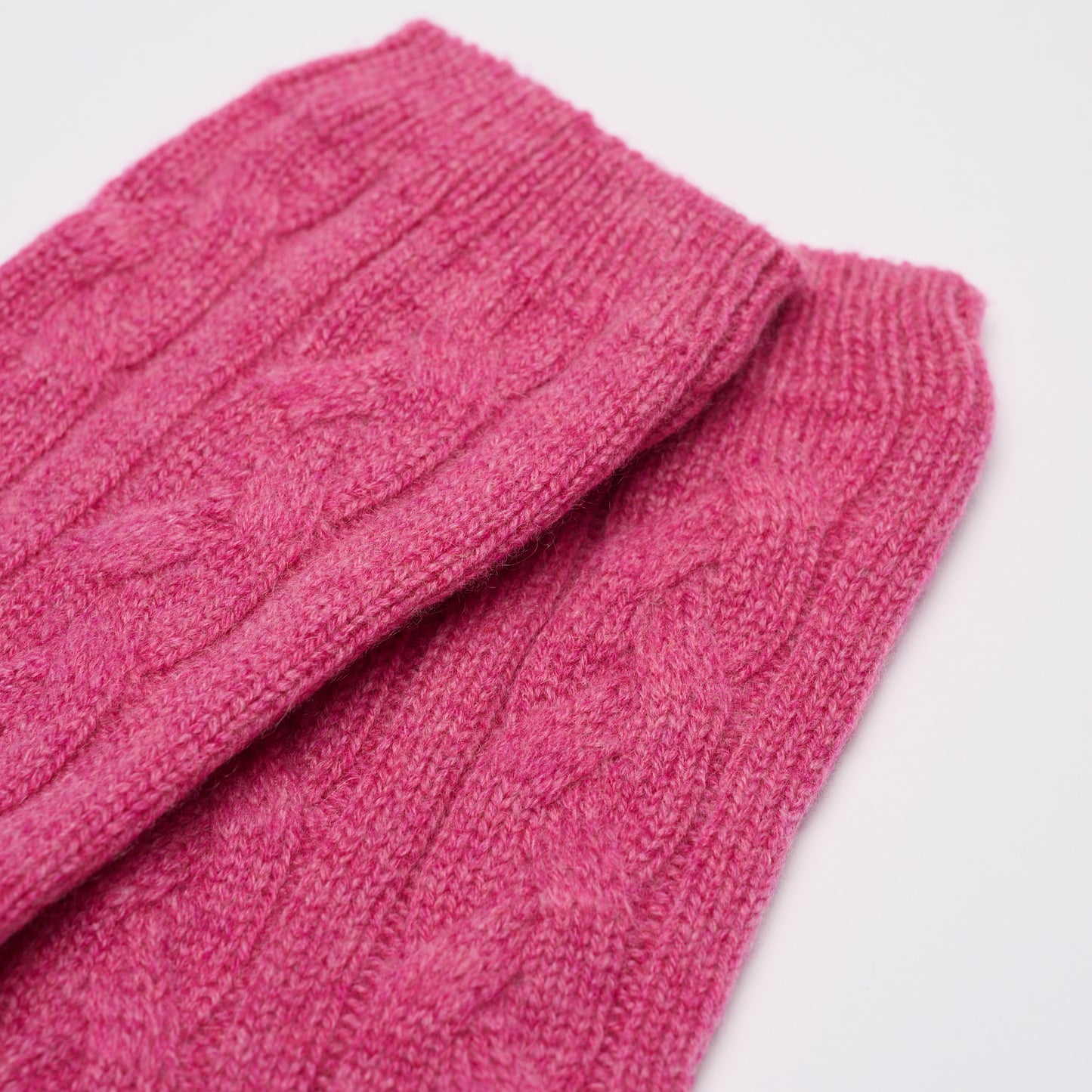 Crushed Raspberry - Cable Knit Short Bed Socks