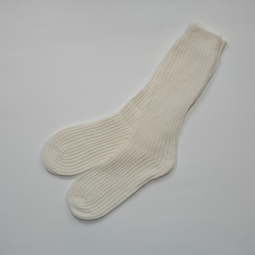 Women's All Ribbed Cream Socks