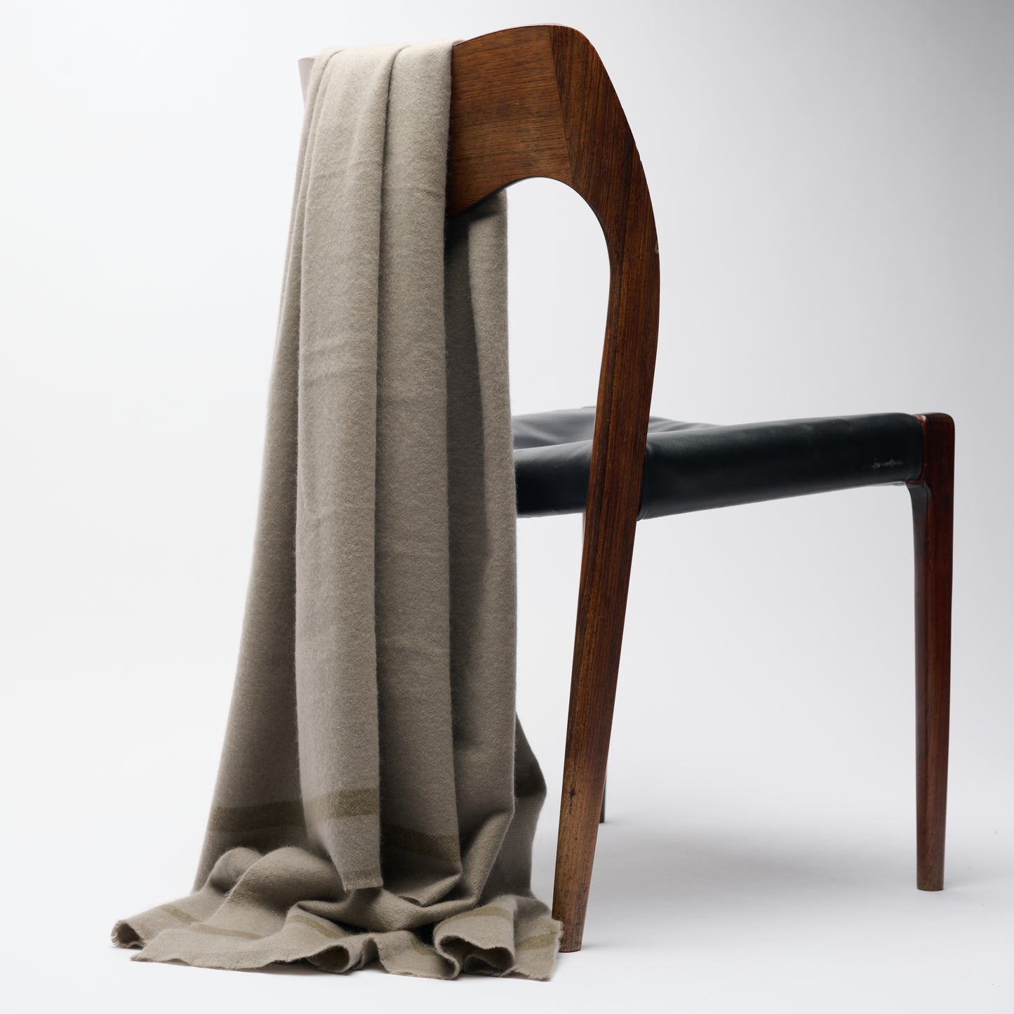 Cashmere Throw - Stone
