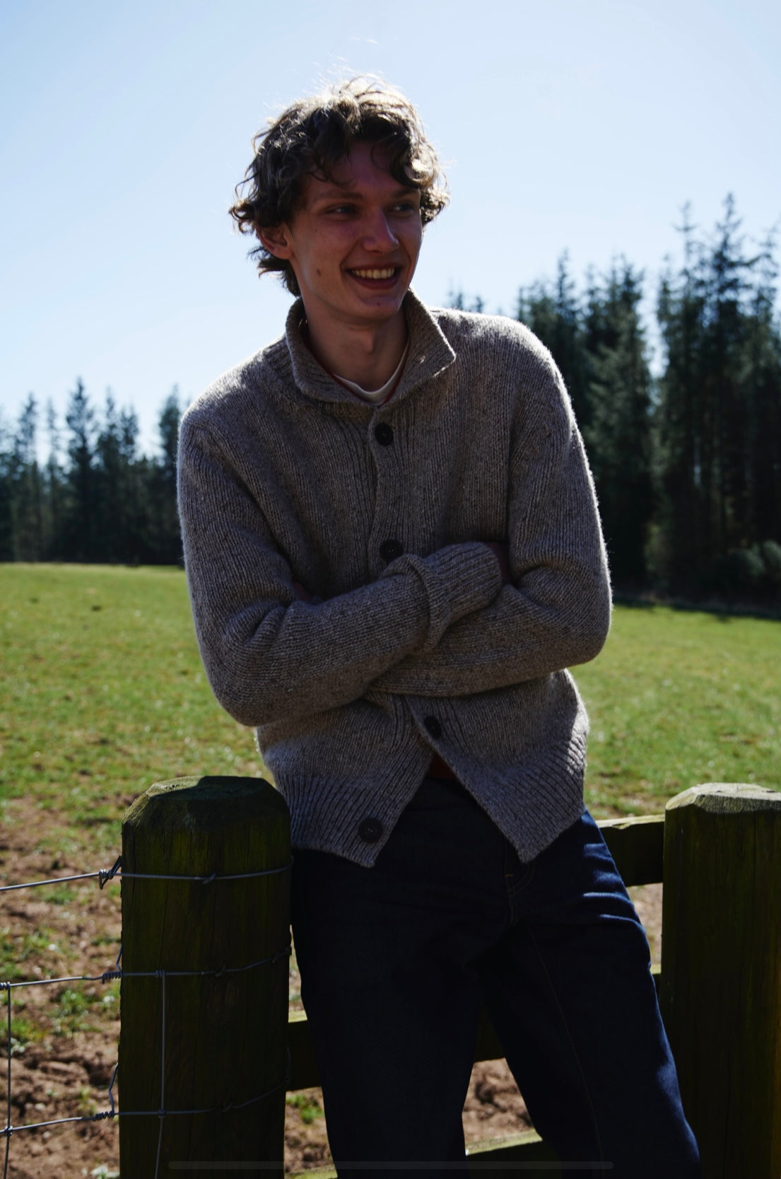 Donegal 8 Ply Cashmere Button Cardigan - Natural