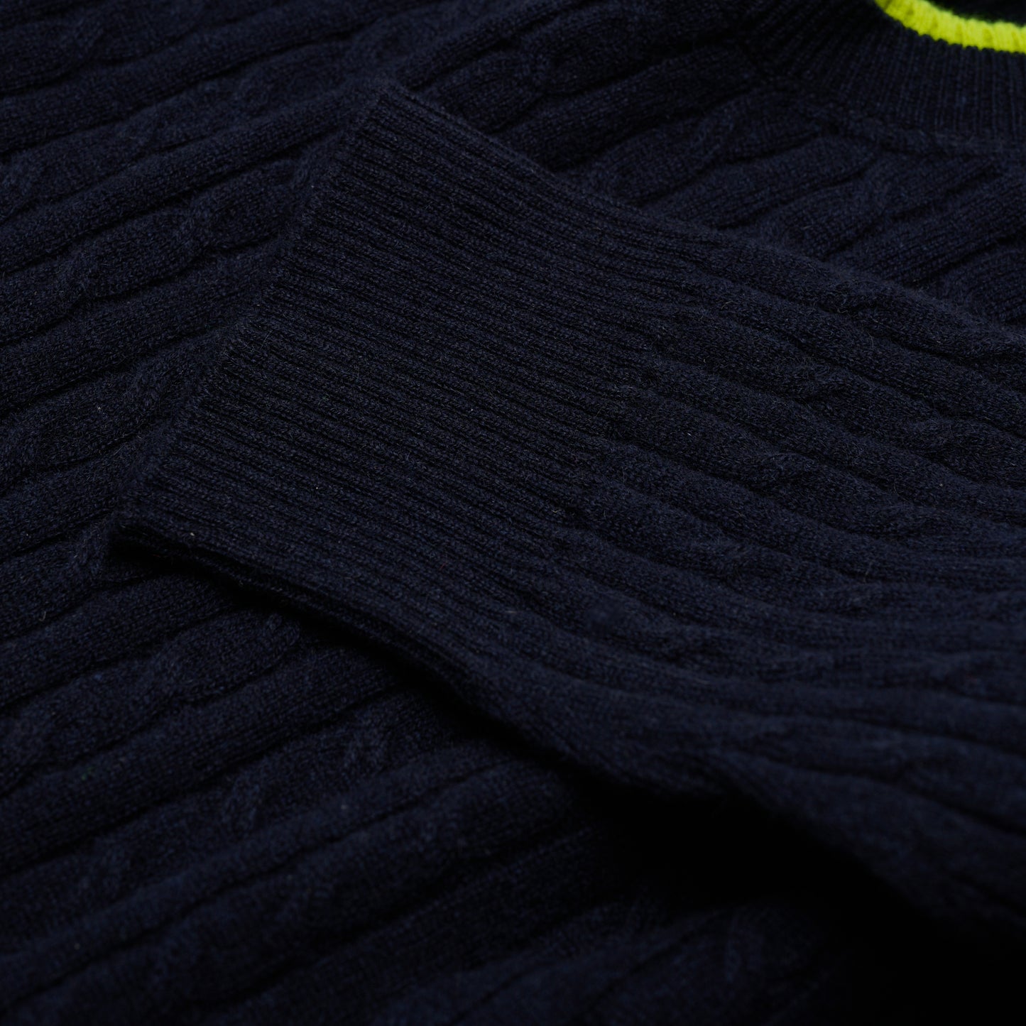 Cable Knit Cashmere Jumper - Dark Navy