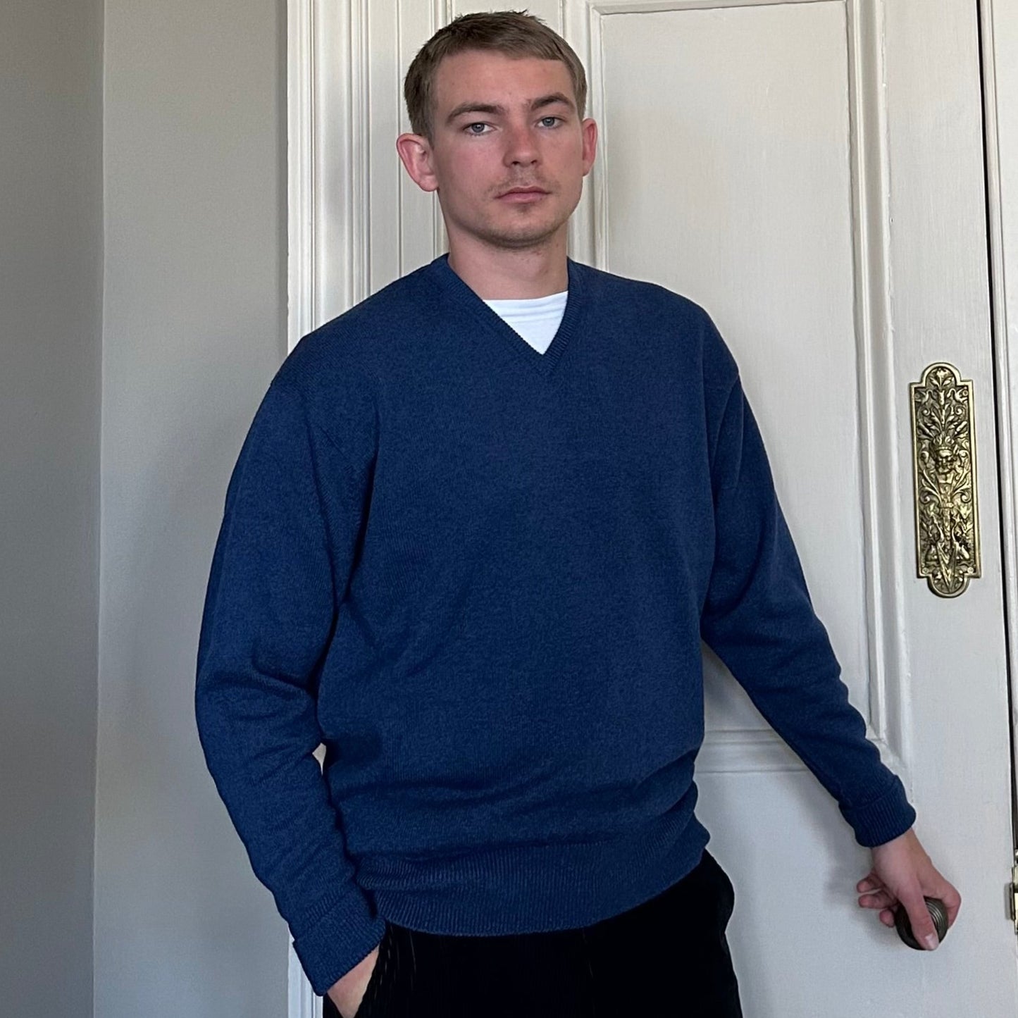 Luxury Classic 4 Ply V Neck Jumper - Blue Mix